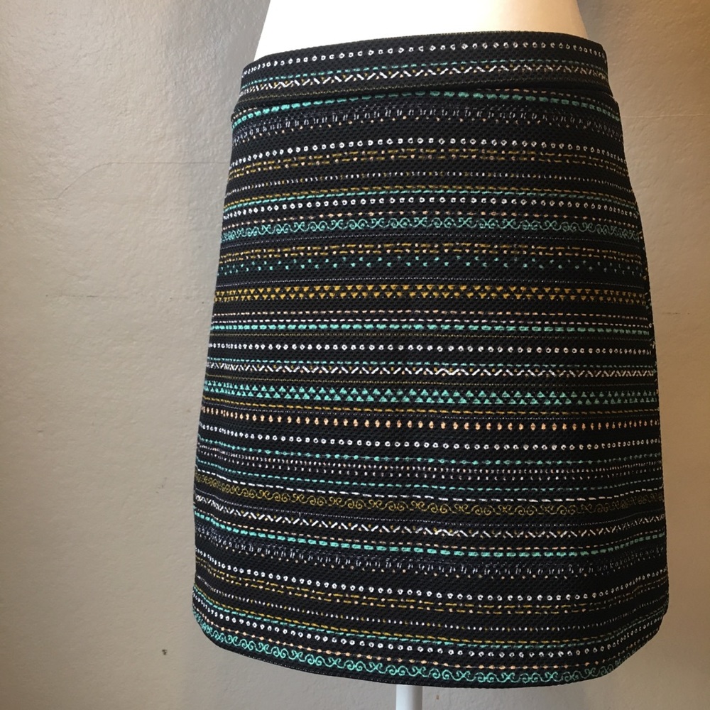 H&M patterned mini skirt size small